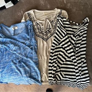 3 Hollister Long Sleeve Shirt Bundle - Size XS